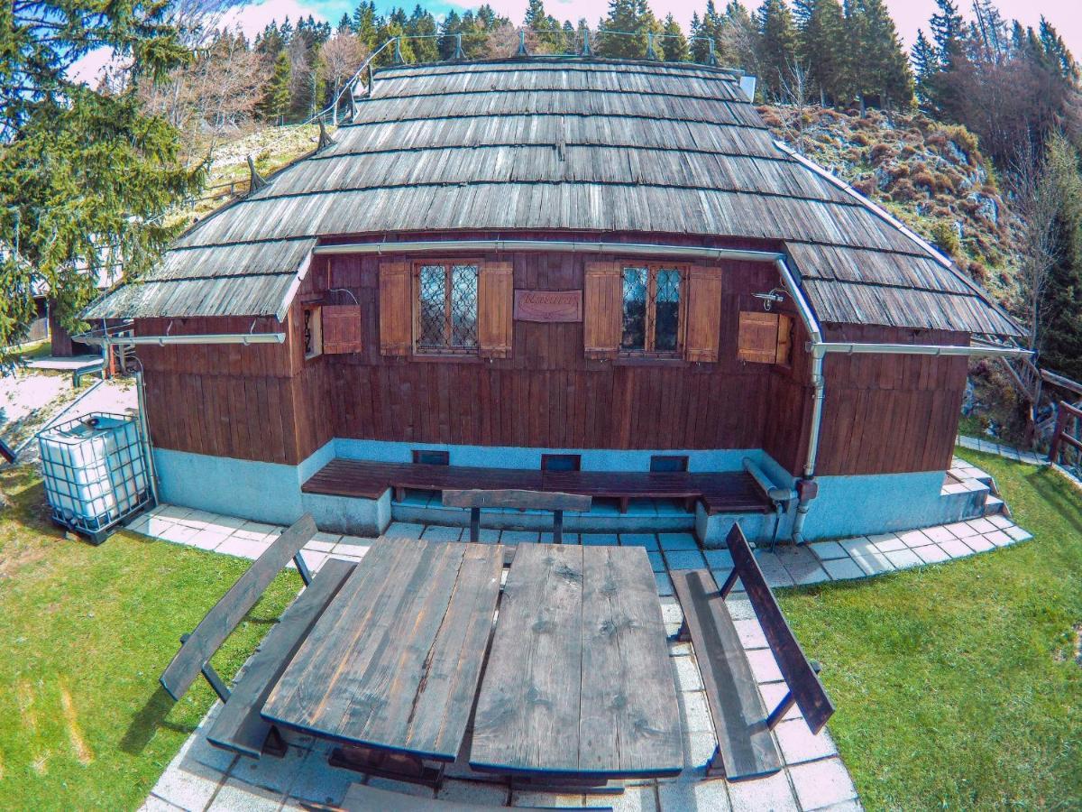 Velika Planina Chalet Slovenka Stahovica Buitenkant foto
